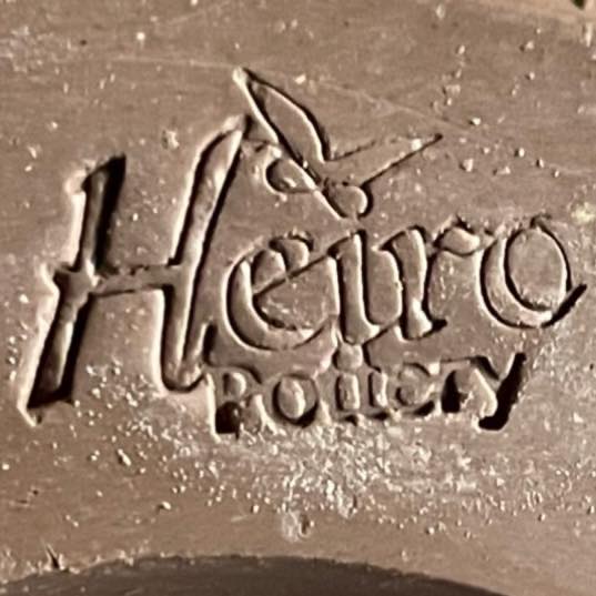 HeiroPottery